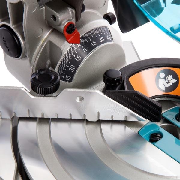 Аккумуляторная торцовочная пила Makita DLS600Z Аккумуляторная торцовочная пила Makita DLS600Z