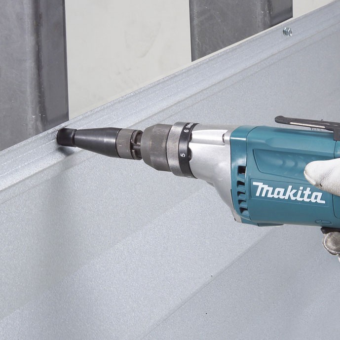 Сетевой шуруповерт Makita FS2700 Сетевой шуруповерт Makita FS2700