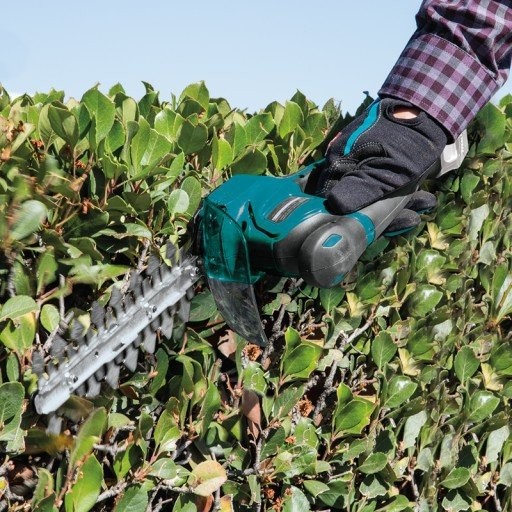 Аккумуляторные ножницы для травы Makita UM 600 DWAEX (UM600DWAEX)