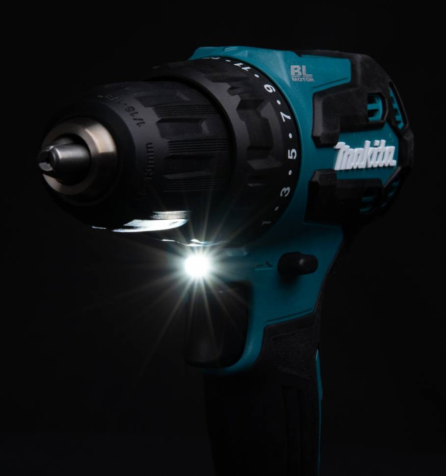 Аккумуляторная ударная дрель-шуруповерт Makita DHP490SF1J 18V, 50Нм (1*3Ач, ЗУ)