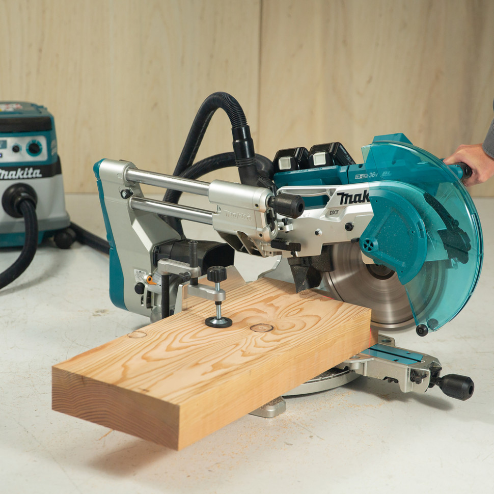 Торцовочная пила Makita DLS211ZU