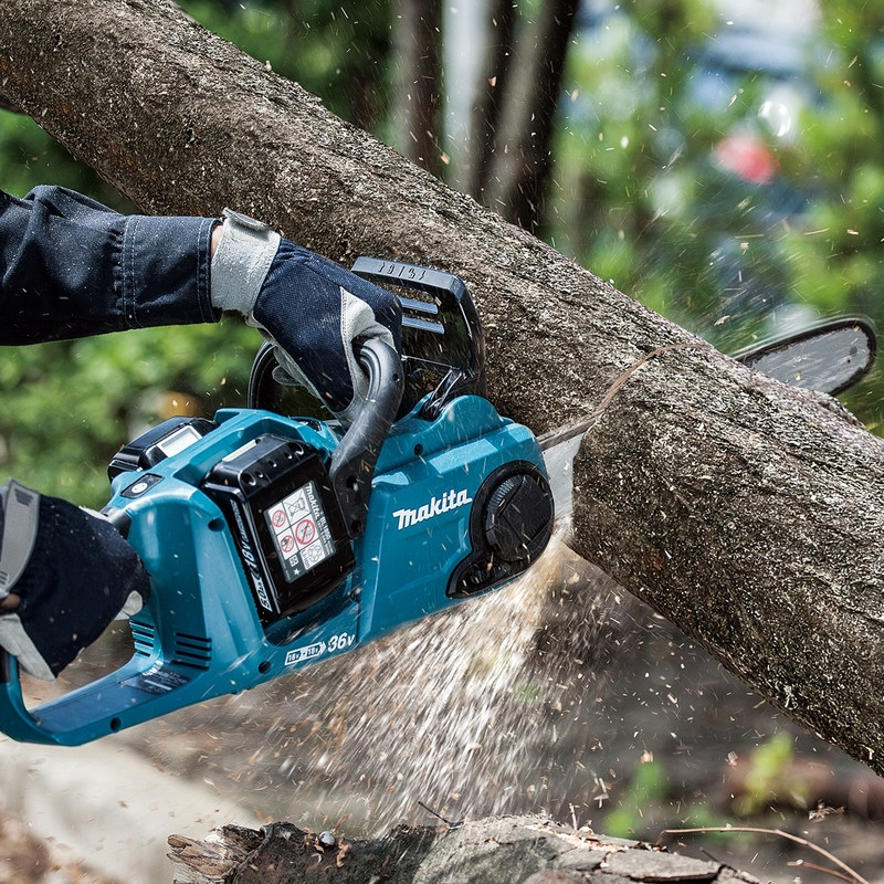 Аккумуляторная цепная пила Makita DUC353GE (2* 6АЧ, ЗУ) Аккумуляторная цепная пила Makita DUC353GE (2* 6АЧ, ЗУ)
