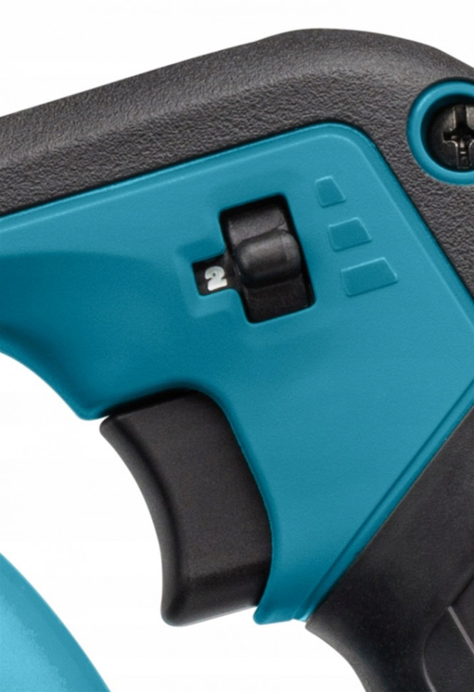 Аккумуляторная воздуходувка-пылесос Makita UB100DZ