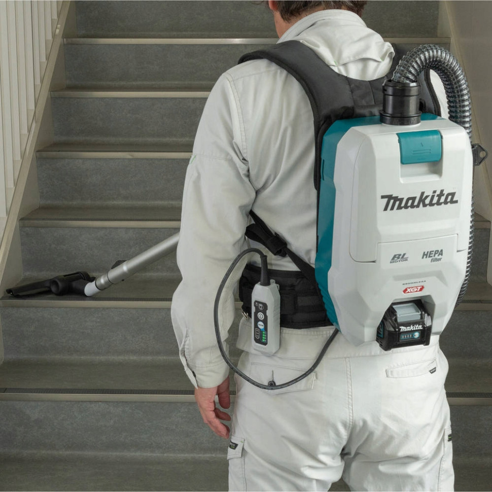 Аккумуляторный ранцевый пылесос Makita 40V XGT VC008GZ (VC 008 GZ)